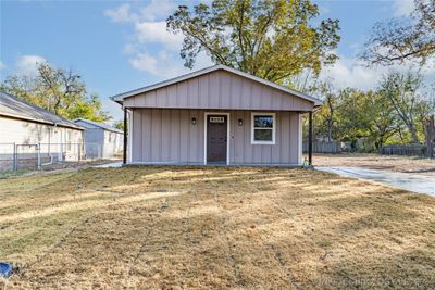 620 E 5th Avenue, House other with 2 bedrooms, 2 bathrooms and null parking in Bristow OK | Image 1