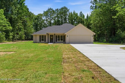 10 Beech Ln, Petal, MS, 39465-6811 | Card Image