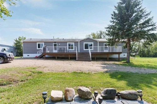 Range Road 131 43503 Rural Flagstaff County, Killam, AB, T0B2L0 | Card Image