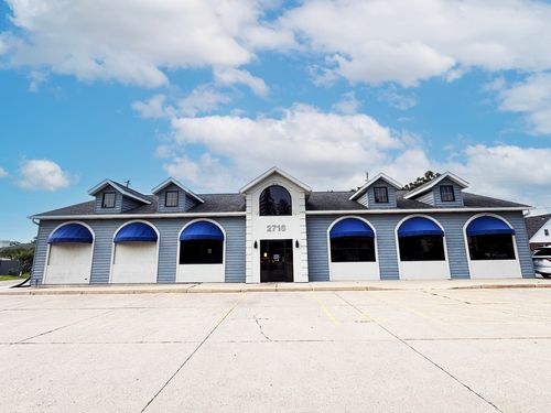 2716 18th Ave, Rock Island, IL, 61201-4703 | Card Image