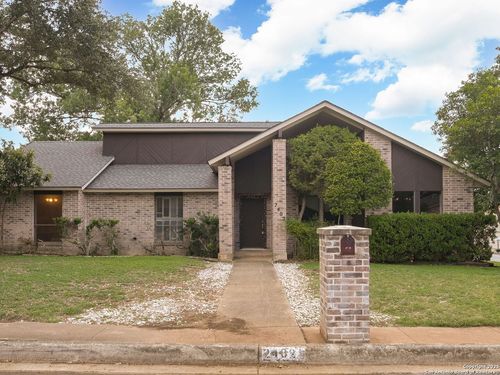 2402 Shadow Cliff St, San Antonio, TX, 78232-4010 | Card Image