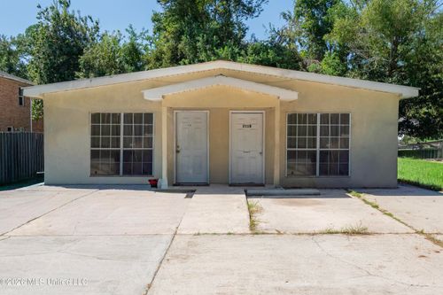 a-and-b-211 Mccaughan Ave, Long Beach, MS, 39560-4911 | Card Image
