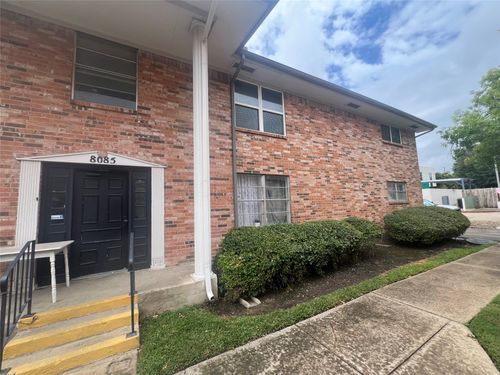 226-8085 Meadow Rd, Dallas, TX, 75231-3410 | Card Image