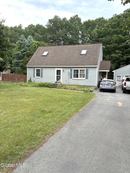 12 Andover Ave, Wilton, NY, 12831-1839 | Card Image