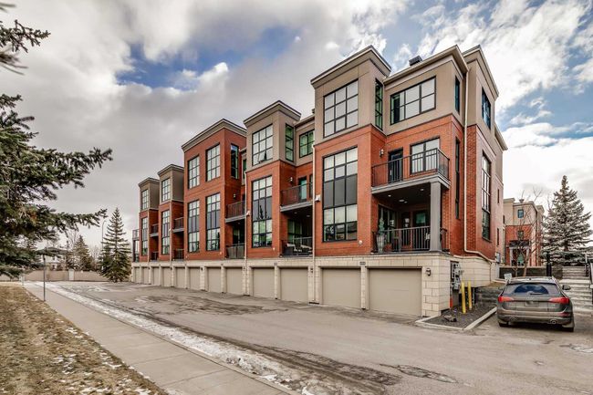 404 Aspen Meadows Hill Sw, Townhouse with 3 bedrooms, 4 bathrooms and 2 parking in Calgary AB | Image 39