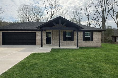 12132 N Wilderness Rd, Berea, KY, 40403-8457 | Card Image