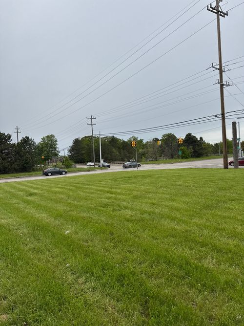 00 E Hemphill Rd, Burton, MI, 48529 | Card Image