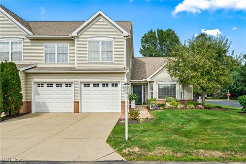 2800 Hartford Ln, Akron, OH, 44312-5387 | Card Image