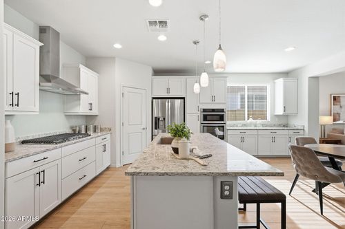 6418 W Madre Del Oro Drive, Phoenix, AZ, 85083 | Card Image