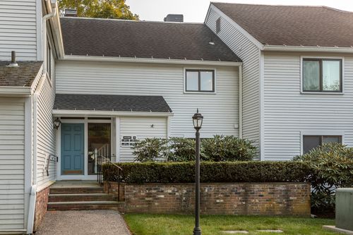 unit-5b5-80 N Main St, Kent, CT, 06757-1524 | Card Image