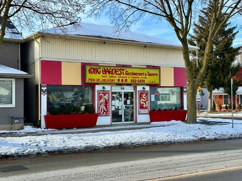 {{alt}} | Card Image