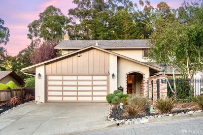 916 Park Pacifica Avenue, House other with 4 bedrooms, 2 bathrooms and 4 parking in Pacifica CA | Image 1