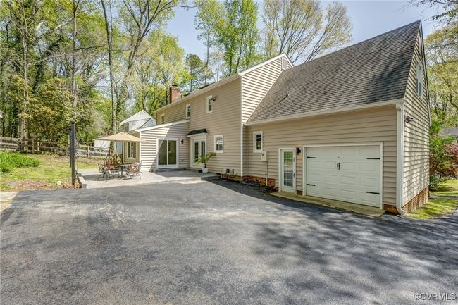 One car attached garage | Image 42