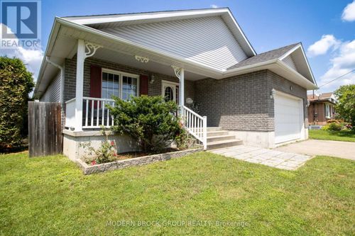 36 Hillcrest Drive, Brockville, ON, K6V3J4 | Card Image