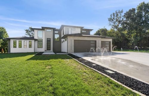 4744 Pine Haven Rd, Nixa, MO, 65714-8761 | Card Image