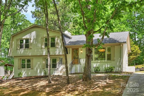 7506 Kilcullen Dr, Charlotte, NC, 28270-2212 | Card Image