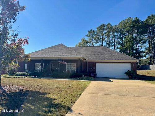 711 Monticello St, New Albany, MS, 38652-2430 | Card Image