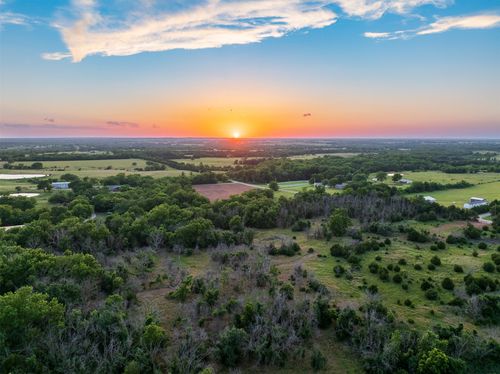 1 E Lone Chimney Rd, Glencoe, OK, 74032 | Card Image