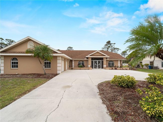 1611 Thomas St, House other with 3 bedrooms, 2 bathrooms and null parking in Englewood FL | Image 65