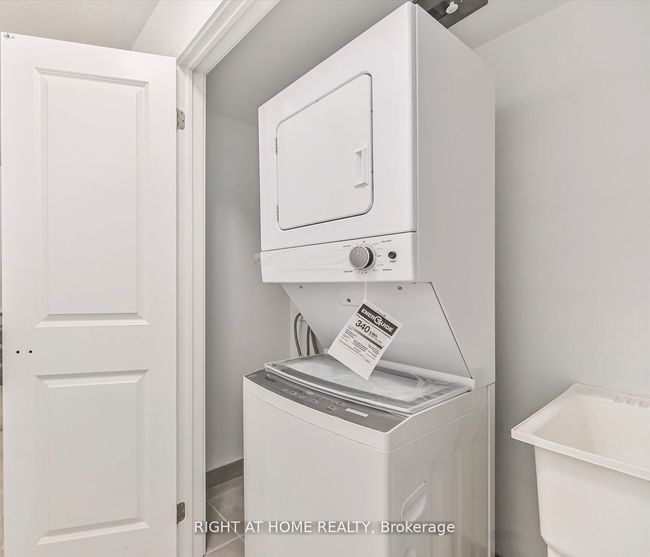 36 Nordic Lane, House attached with 2 bedrooms, 3 bathrooms and 1 parking in Whitchurch Stouffville ON | Image 13
