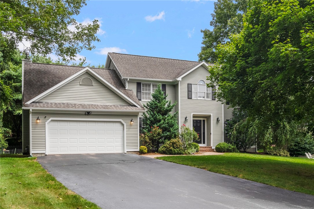 Ridgefield Ct, North Kingstown, RI 02852