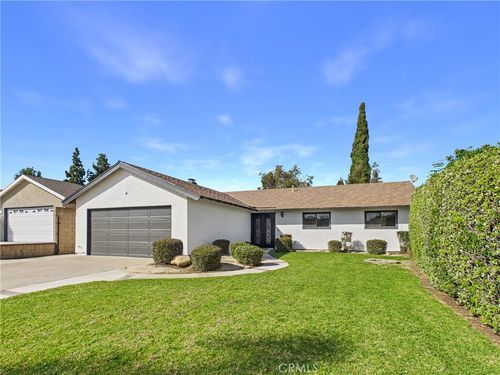 17541 Pine Cir, Yorba Linda, CA, 92886-5123 | Card Image