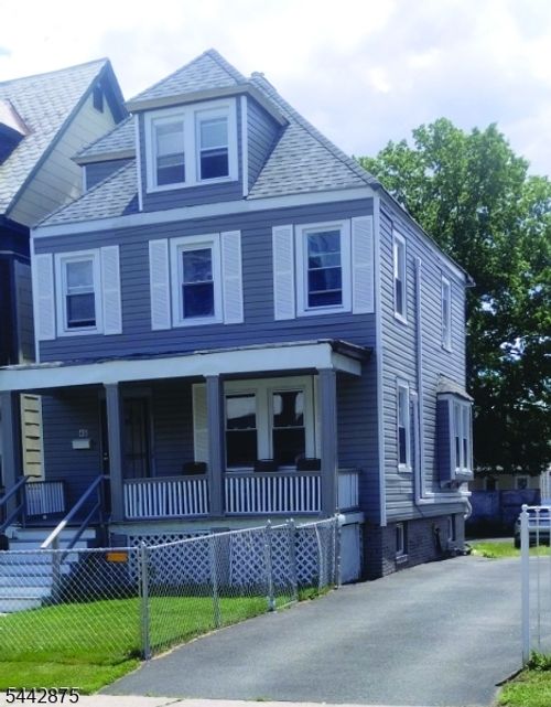 46 Sanford St, East Orange, NJ, 07018-1927 | Card Image