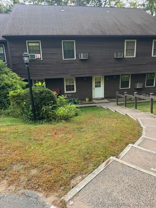 apt-16b-239 Old Farms Rd, Avon, CT, 06001-2216 | Card Image