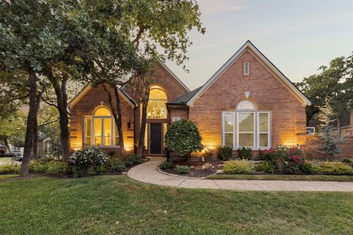 808 Caroline Lane, Southlake, TX, 76092 | Card Image