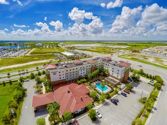12578 Sw Sunrise Lake Ter, House other with 3 bedrooms, 3 bathrooms and null parking in Port St. Lucie FL | Image 125