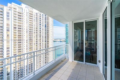 2602 - 801 Brickell Key Blvd, Condo with 2 bedrooms, 2 bathrooms and null parking in Miami FL | Image 3