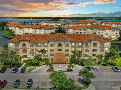 306-18 Harbour Isle Dr W, Fort Pierce, FL, 34949-2770 | Card Image