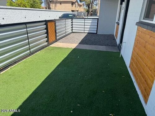 5-3038 N 38th St, Phoenix, AZ, 85018-7021 | Card Image