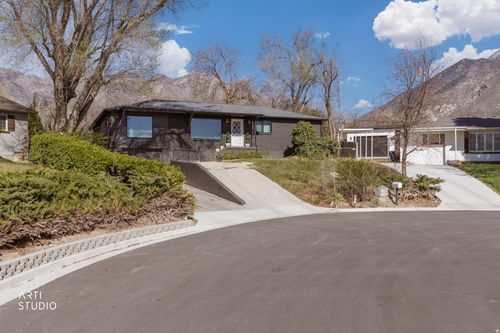 2873 E Pamela Dr, Cottonwood Heights, UT, 84121-5227 | Card Image