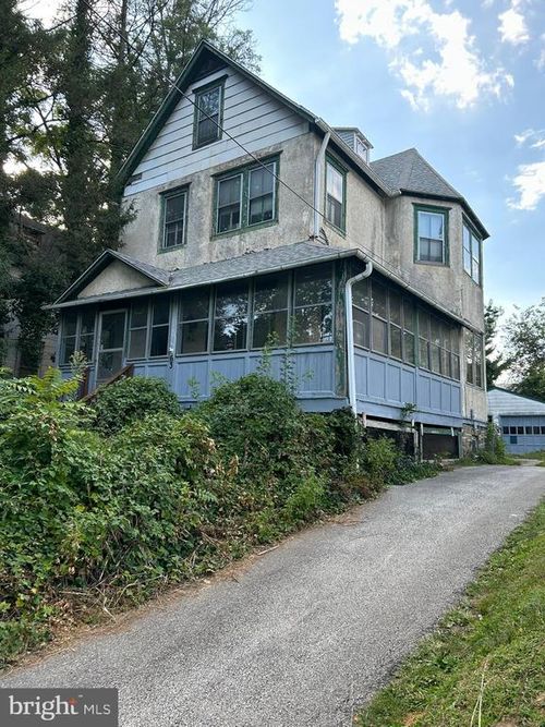 63 W Greenwood Ave, LANSDOWNE, PA, 19050-1530 | Card Image