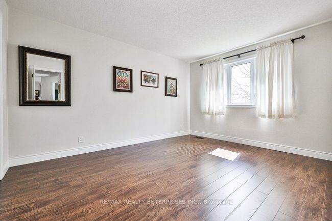 59 Menno St, House other with 4 bedrooms, 2 bathrooms and 6 parking in Breslau ON | Image 21