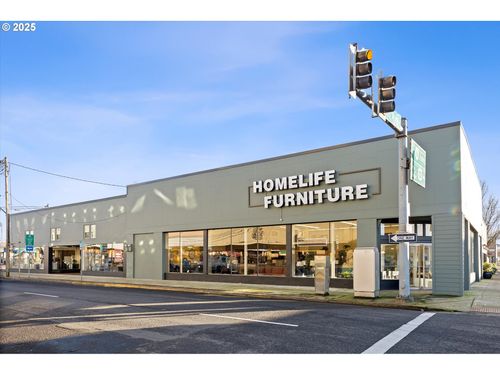 301 3rd St, Tillamook, OR, 97141-2307 | Card Image