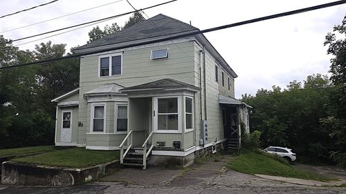 852 Western Ave, Berlin, NH, 03570-1043 | Card Image