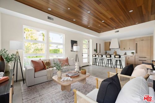 101-1011 N Ogden Dr, West Hollywood, CA, 90046-6104 | Card Image