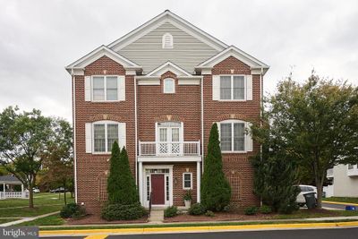 2471 Walnut Rocker Lane, Townhouse with 4 bedrooms, 2 bathrooms and null parking in HERNDON VA | Image 1