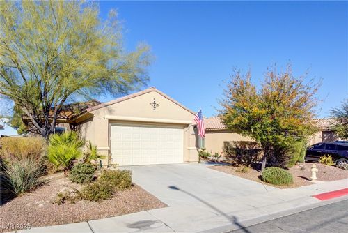 7025 Diver Ave, North Las Vegas, NV, 89084-3104 | Card Image