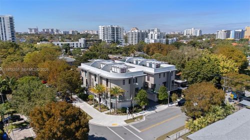 1-2688 Sw 25th Ave, Miami, FL, 33133-2215 | Card Image