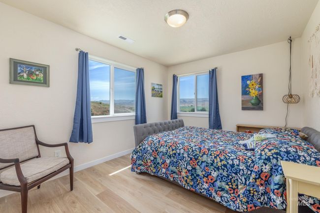 8142 Us Highway 95, House other with 3 bedrooms, 2 bathrooms and 2 parking in Marsing ID | Image 30