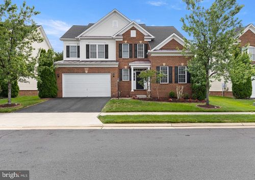 23276 Fallen Hills Dr, BRAMBLETON, VA, 20148-6887 | Card Image