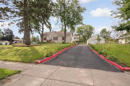 840 Mississippi St Ne, Fridley, MN, 55432-4567 | Card Image
