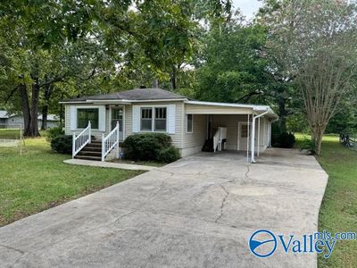 812 Wisteria Lane, House other with 2 bedrooms, 1 bathrooms and null parking in Gadsden AL | Image 1