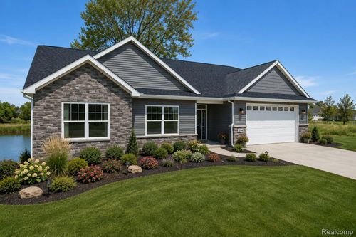 8504 Forest Glen Dr, Grand Blanc, MI, 48439-2526 | Card Image