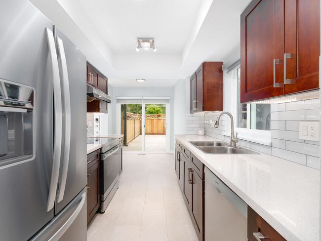 6953 Arlington St, House other with 3 bedrooms, 3 bathrooms and 3 parking in Vancouver BC | Image 6