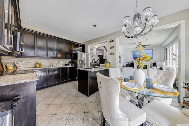 936 Langford St, House other with 5 bedrooms, 4 bathrooms and 4 parking in Oshawa ON | Image 13