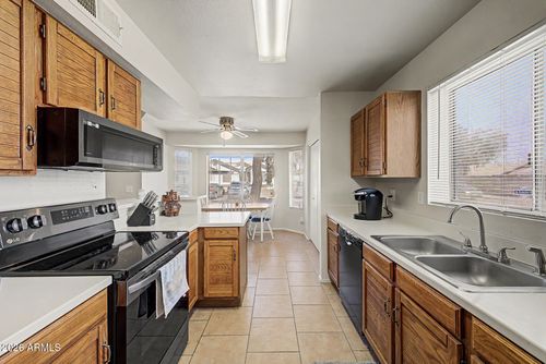 1067-8520 W Palm Ln, Phoenix, AZ, 85037-3900 | Card Image